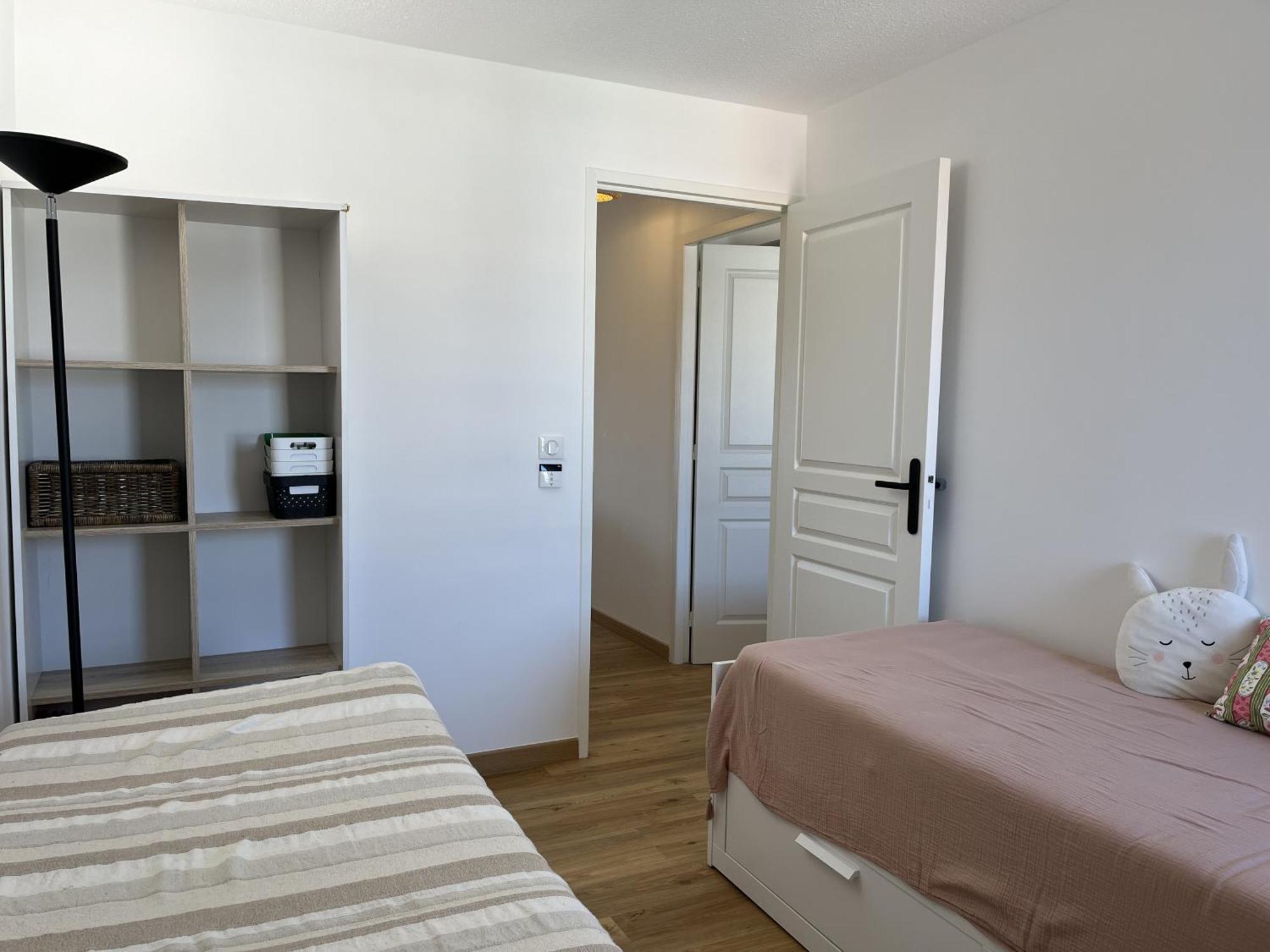 Appartement Port Frejus, 150 M De La Plage, Tres Rare A La Loc *