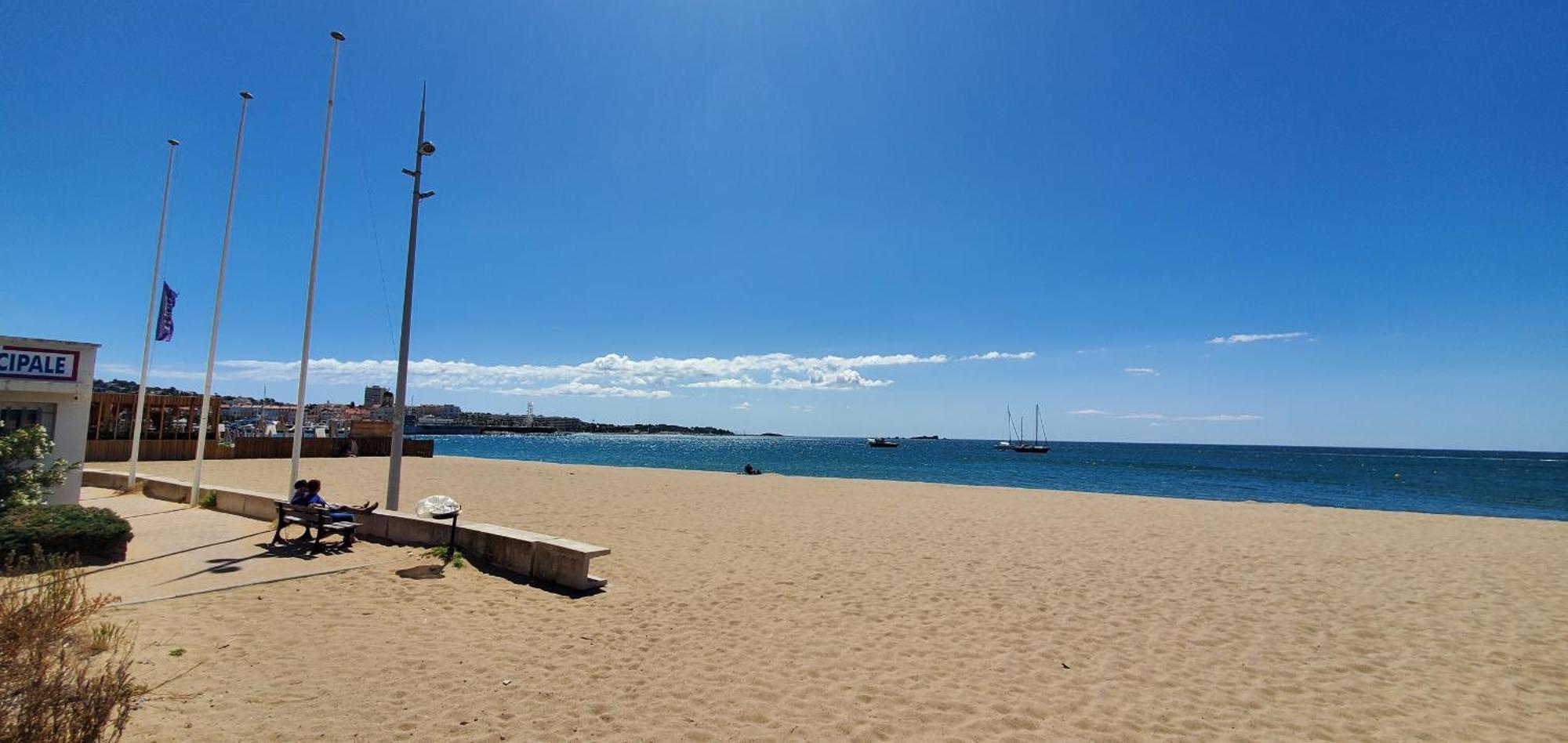 Port Frejus, 150 M De La Plage, Tres Rare A La Loc